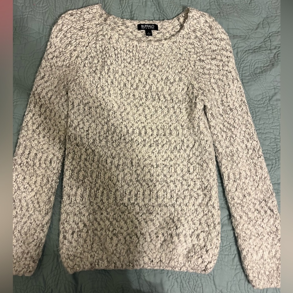 BUFFALO SWEATER